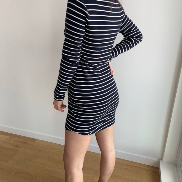 Mini dress - Picture 2 of 3